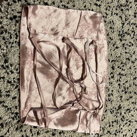 Pink - Picture 2 of 2